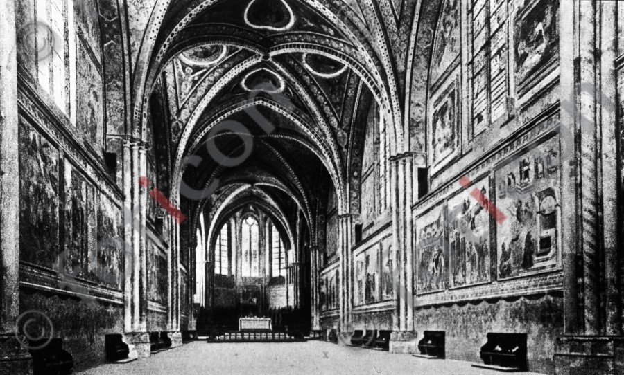 Basilika &quot;San Francesco&quot; | Basilica &quot;San Francesco&quot; - Foto simon-139-068-sw.jpg | foticon.de - Bilddatenbank für Motive aus Geschichte und Kultur
